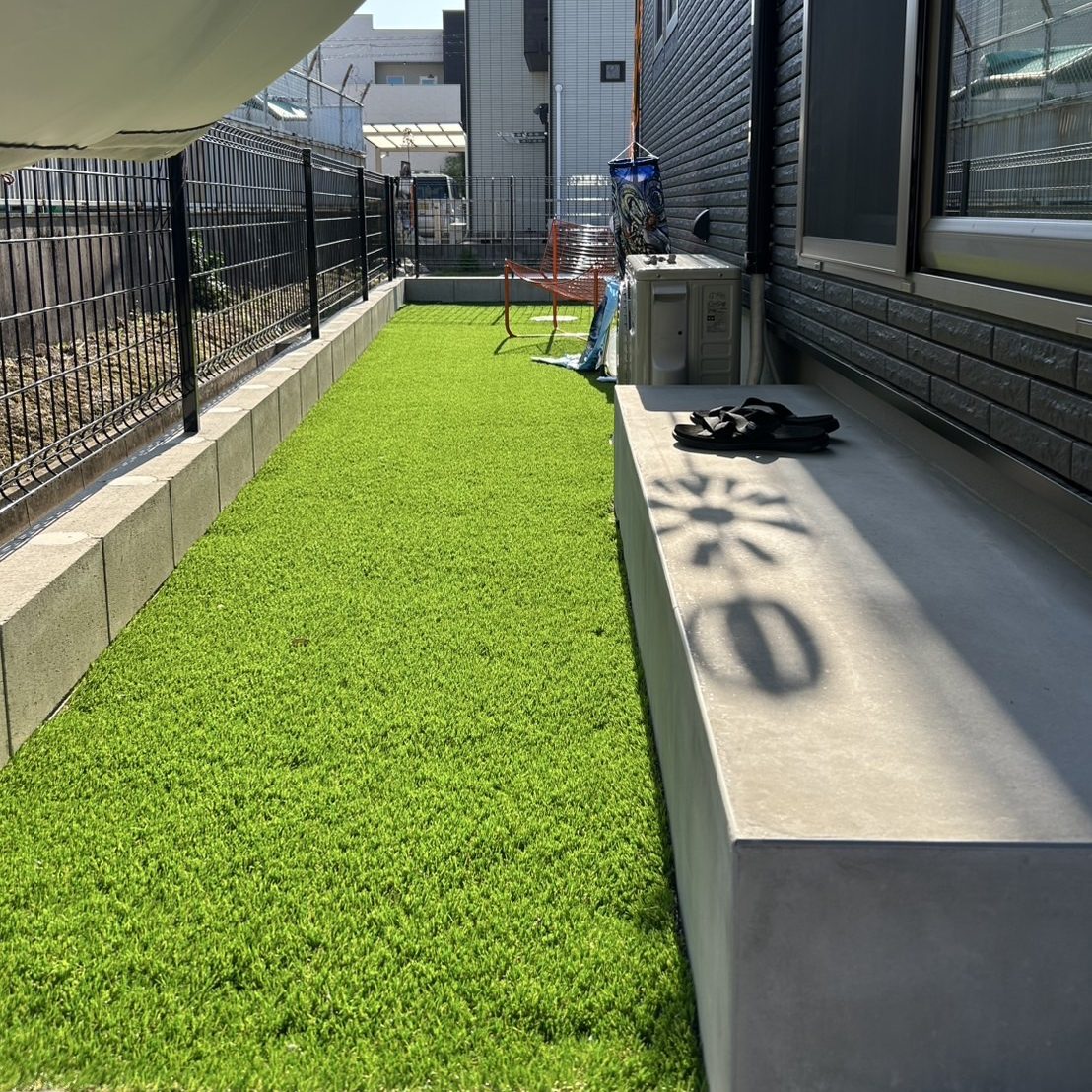 施工事例　人工芝　外構工事　エクステリア工事　