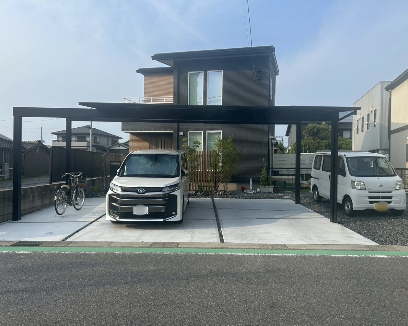 カーポート　外構工事　エクステリア工事　土間コンクリート　シンボルツリー　目隠しフェンス　外構　エクステリア